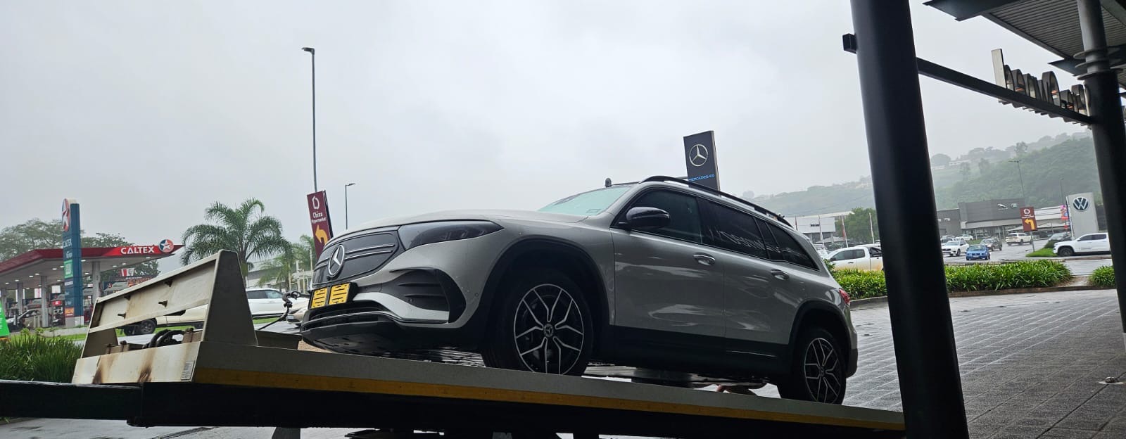 Flatbed vehicle transport